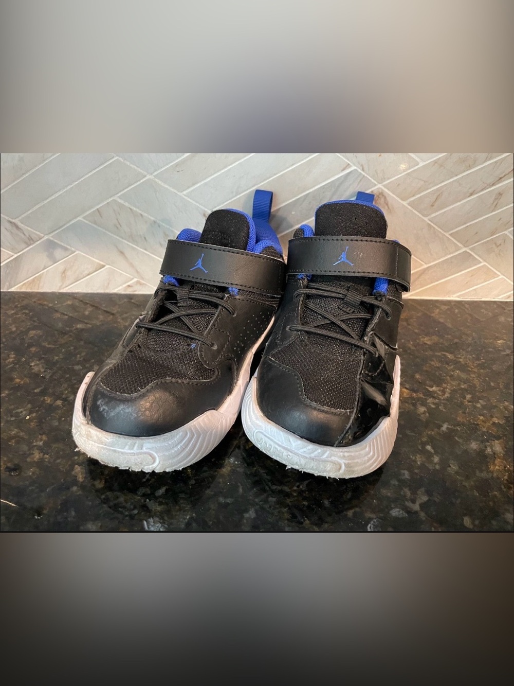 Nike Air Jordan Youth Size 9C - Black & Royal Blue
